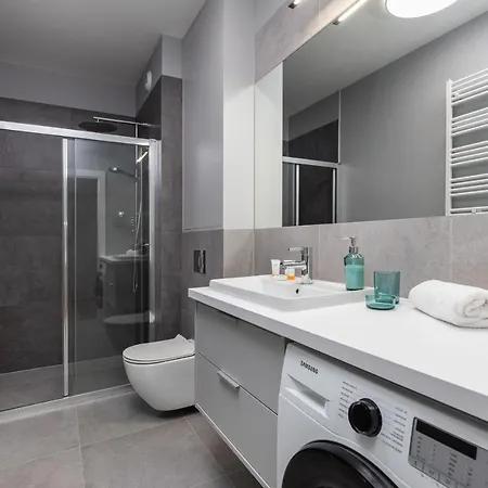 Апартаменти Baltic Marina Sauna & Fitness By Renters *